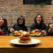 Monoburger.jpeg