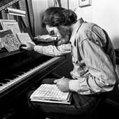 Bill Evans 1980 04.jpg