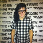 Skrillex_@_Amnesia.jpg