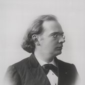 (Julius_Röntgen_portrait)_(4008497016).jpg