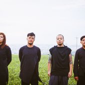 晨曦光廊抱持「沒有退路」的心態面對音樂，無論是創作、演奏技術以及樂團經營，都抱著更高的標準自我要求.jpg