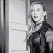 Black Siren_3.JPG
