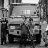 7c2797c3_Chewing Sparkle - 2016 (Media).jpg