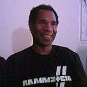 Olando has just joined last.fm!!! ;-)