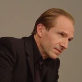 ralph fiennes.jpg