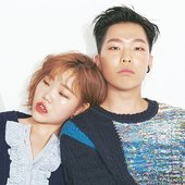 AKMU