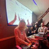 OMNIPONY live