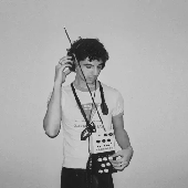 b&w