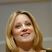 Lisa Milne 
