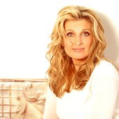 Linda Davis