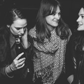 The_Staves_Wiltons_Music_Hall_London_240315-2_1058_705_95.jpg