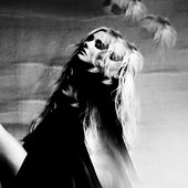 conjuring kesha (b&w)