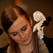 Hildur Kristin Stefansdottir, vocals & cello