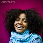 Nneka photo by hervé_ALL