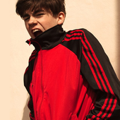  Declan Mckenna 