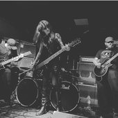 SIXES live