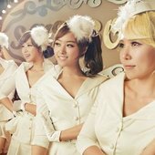 Shy Boy (Japanese Mini-Album Promotional CD+DVD B+Photobook)