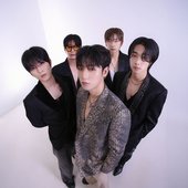 2Z 4th Single Playground
