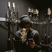 Retour en images du séminaire de musique organisé par le label @betruerecords du 4 au 9 février 2023 au @daftrecordingstudios !  Restez connectés pour la suite.  @kayemcom (2).jpg
