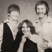 The McGills_.JPG