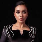 76297-penyanyi-anak-satu-berstatus-single-mom-instagramdenadaindonesia.jpg