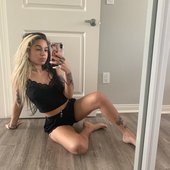 Lil-Keyu-Feet-4440936.jpg