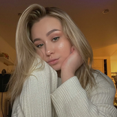 Ksenia Hoffman.png