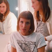 La-Femme-1012x675.jpg