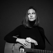 Lauren Minear