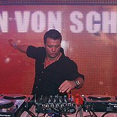 20080423dnvonschu.jpg