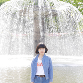 やなぎさわまちこ.png