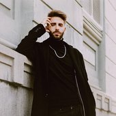 adrian-garzia00.jpg