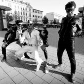 dead elvis with the raws in hamburg 08