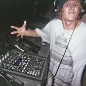 oliver tree dj