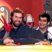 Álvaro Díaz y Pedro Peirano junto a sus personajes