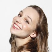 Amy Regan (Smile Edit)
