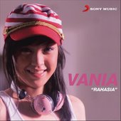 Vania Larissa