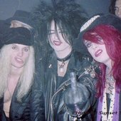 Bad Blood Jeff, Glamour Punks: Dizzy & Mandie