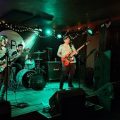 Live at Le Pub