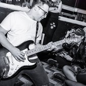 Martin Garchtrom on Guitar