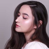 Stephanie-Poetri.jpg