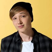 Isac Elliot