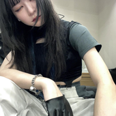 SHADES JP || 有馬えみり EMILY ARIMA