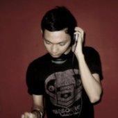 DeeJaying