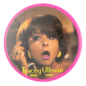 EN-tracey-ullman-button_busy_beaver_button_museum.png