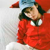 Maika Loubte.jpg