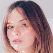 Gabrielle Aplin 2019