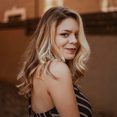 Emma Klein.jpg