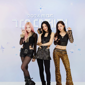 YEJI X GISELLE X JULIE