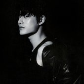 [SCAN] 1st Look Magazine